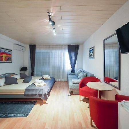 Lanterna Rooms Turanj Exterior foto